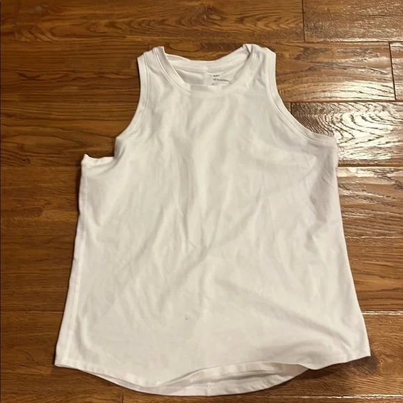 All in Motion White Tank Top - Picture 1 of 2